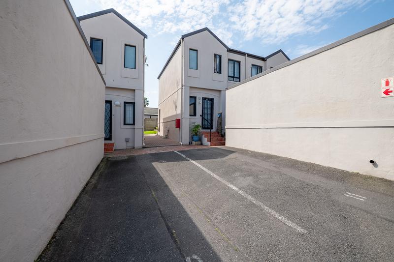 2 Bedroom Property for Sale in Normandie Western Cape